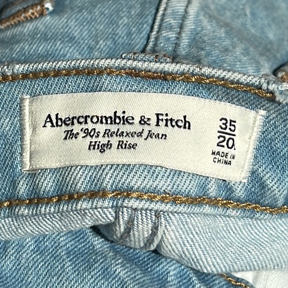 ABERCROMBIE & FITCH Curve Love High Rise 90s Relaxed Jean - Picture 8 of 13